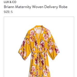 Lux & Co matching maternity robe and maternity top